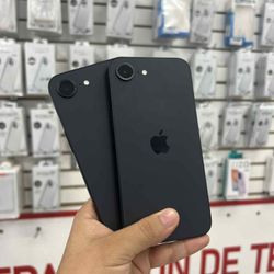 iPhone 16e 128GB UNLOCKED 