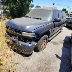 2001 CHEVY  SUBURBAN 
