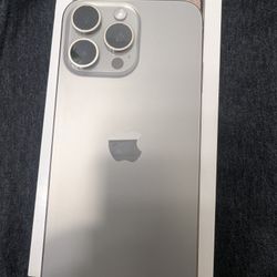 iPhone 15 Pro Max Unlocked 