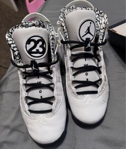 Jordans size 5.5y