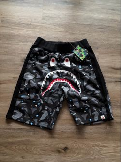 Bape shorts 2xL