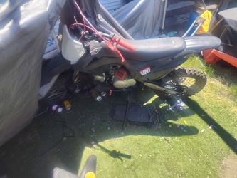 Dirt bike 125