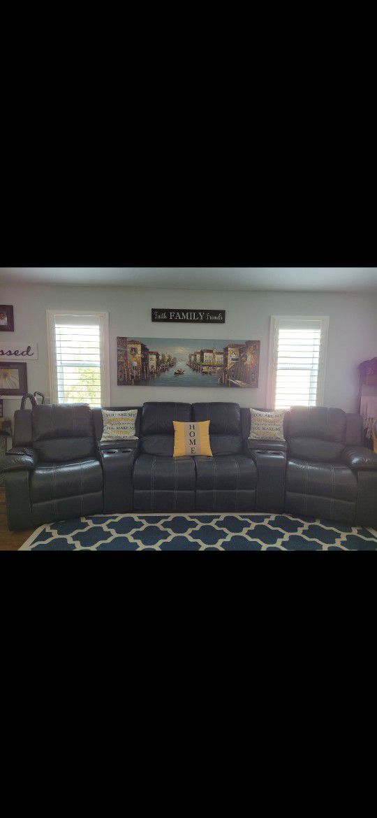 Gray Leather Sectional From Rooms To Go