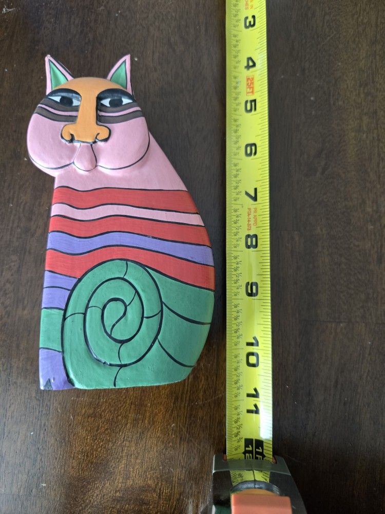 Wooden Cat Statue