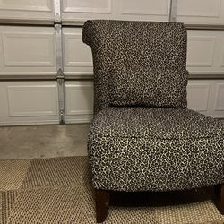 Leopard Chair with Pillow