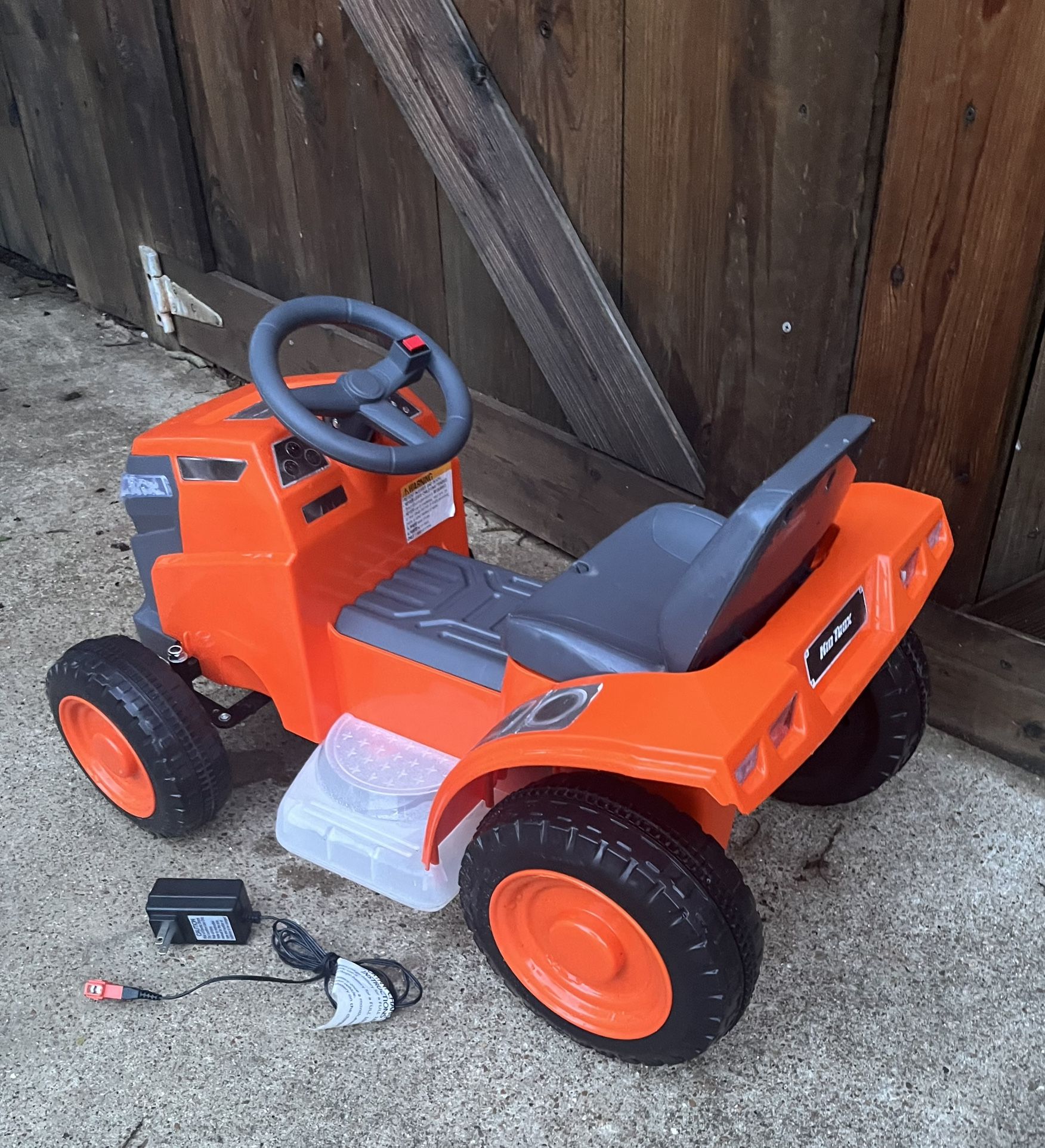 Mow Go Lawn Mower Toy 6 Volt Ride On Toy by Kid Trax for Sale in