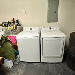 Samsung Washer And Electric Dryer Set 