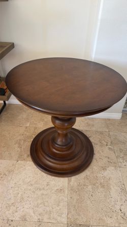 Ethan Allen table