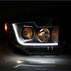 2014-2017 Toyota Tundra(passenger side only) LED DRL Bar Projector Headlight