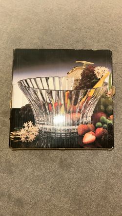 Home Beautiful Crystal Hostess Bowl 9 3/4”