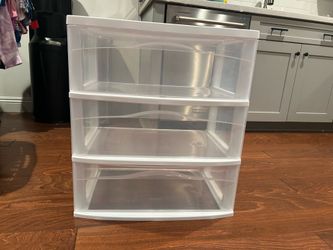 Storage container