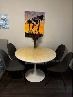 Set table and 4 chairs
