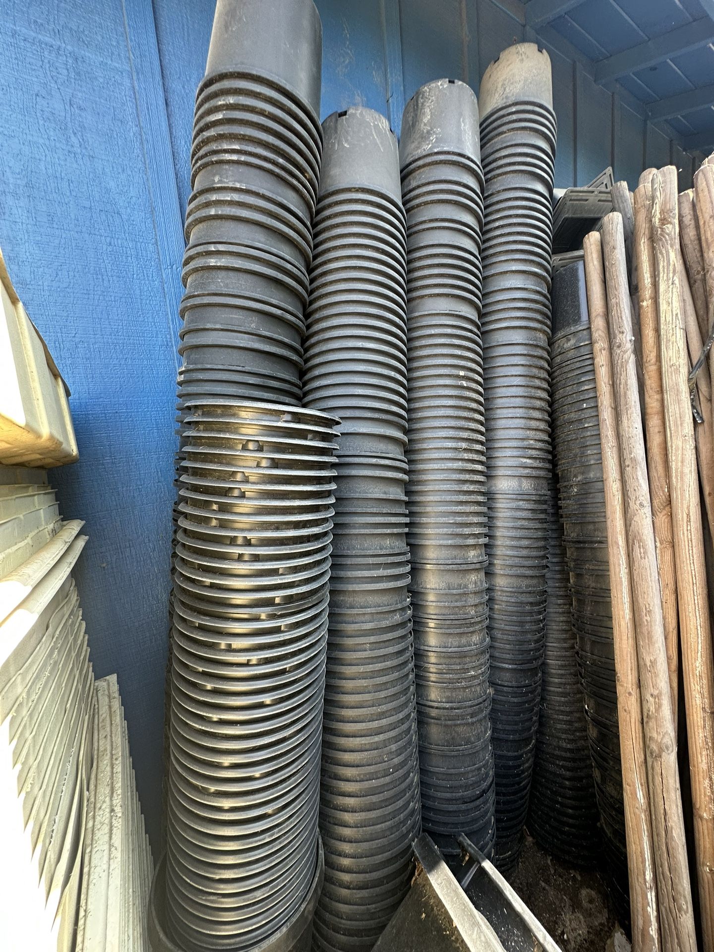 Garden Pot - Planter - Plants