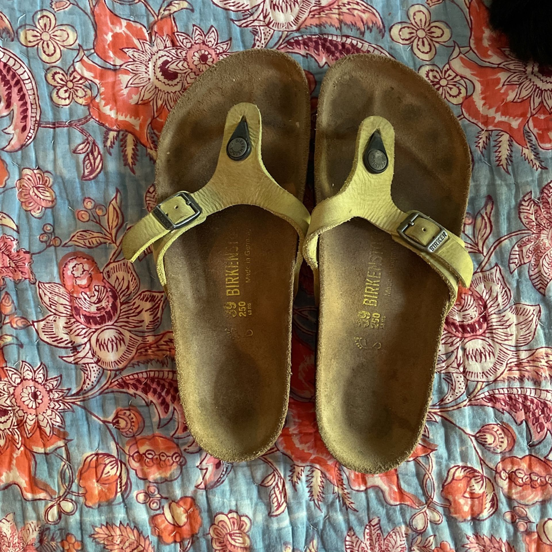 Birkenstock Sandals Size 39/8