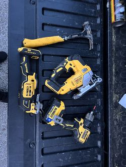 Dewalt Power Tools And Batteries