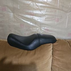 2004 Harley Davidson Sportster Seat