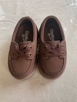 Boys OshKosh B’Gosh casual shoes
