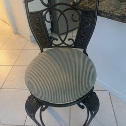 Bar Stools - Counter Height