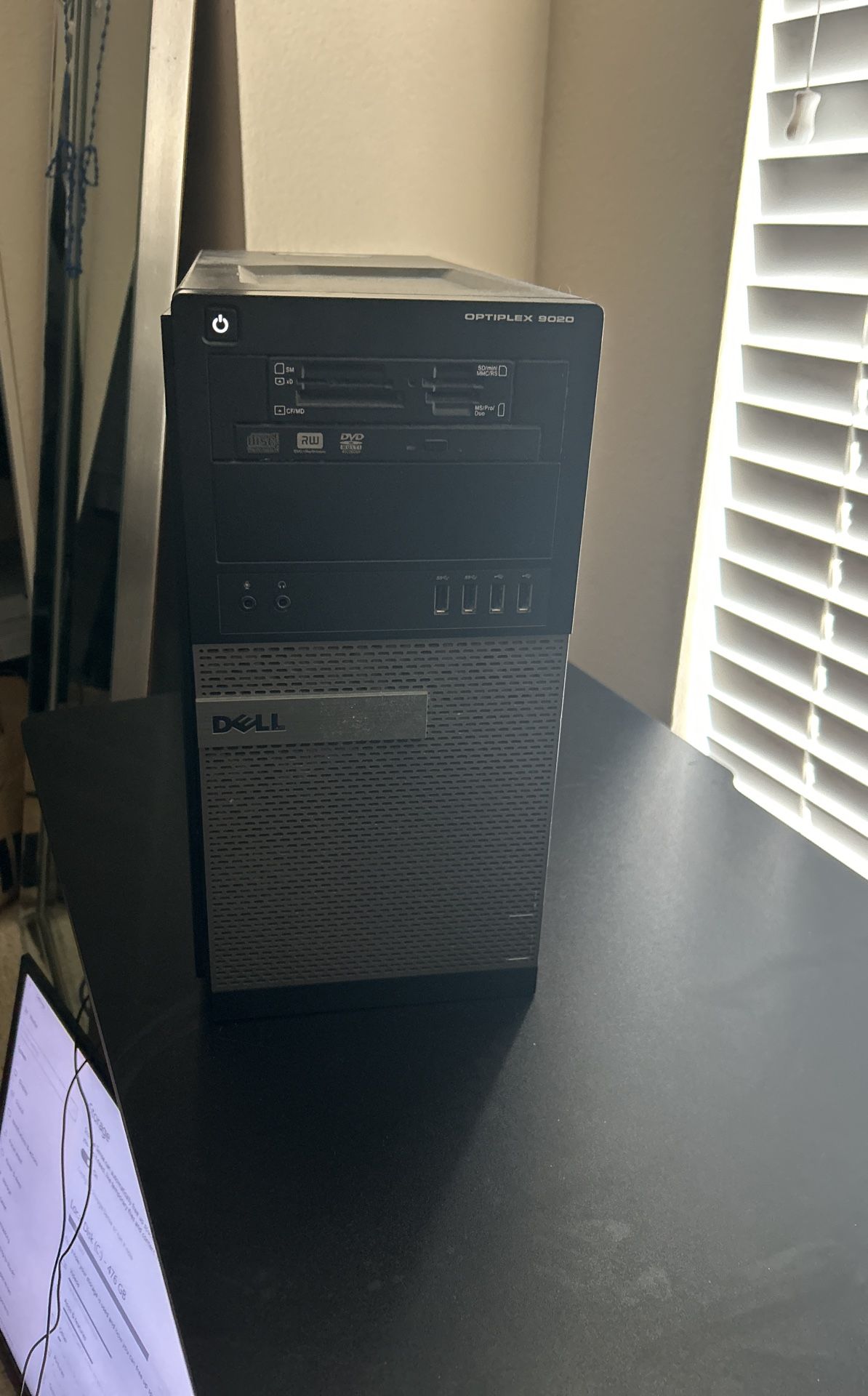 DELL PC – i7, GTX 1650, 16GB RAM