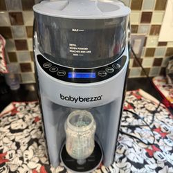 Baby Brezza Formula Pro Advanced 