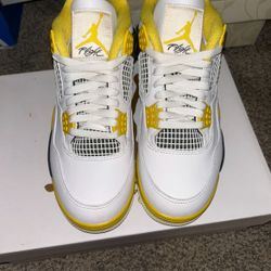 Jordan 4