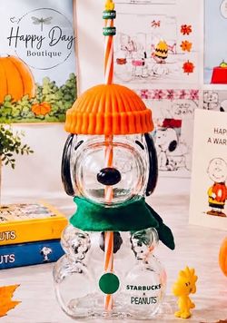 Starbucks x Peanuts Snoopy Glass Cup with Straw