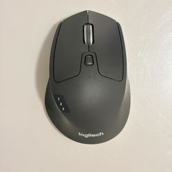 Logitech M720 Triathlon Multi-Device Built-in Bluetooth and Dongle Wireless Mouse
