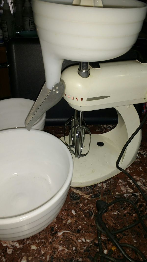 Vintage Westinghouse countertop stand mixer for Sale in Glendale, AZ