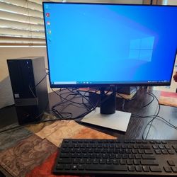 3 Desktop Computers Dell Windows 10 $300 Each Or $800 For All Of Them 