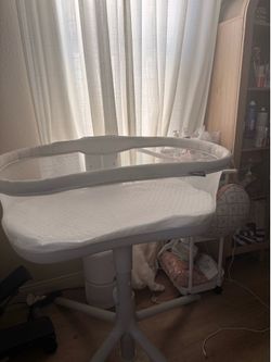 HALO BassiNest Baby Bassinet 3.0
