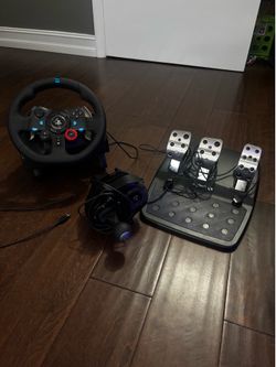 Logitech racing wheel w pedals and shifter