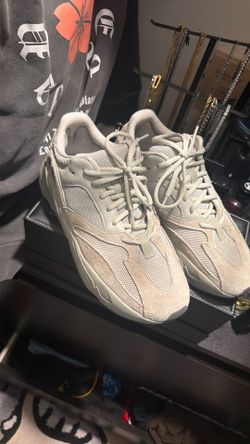 Yeezy 700