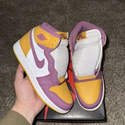 Jordan 1 Brotherhood GS size 5.5Y Brand New 