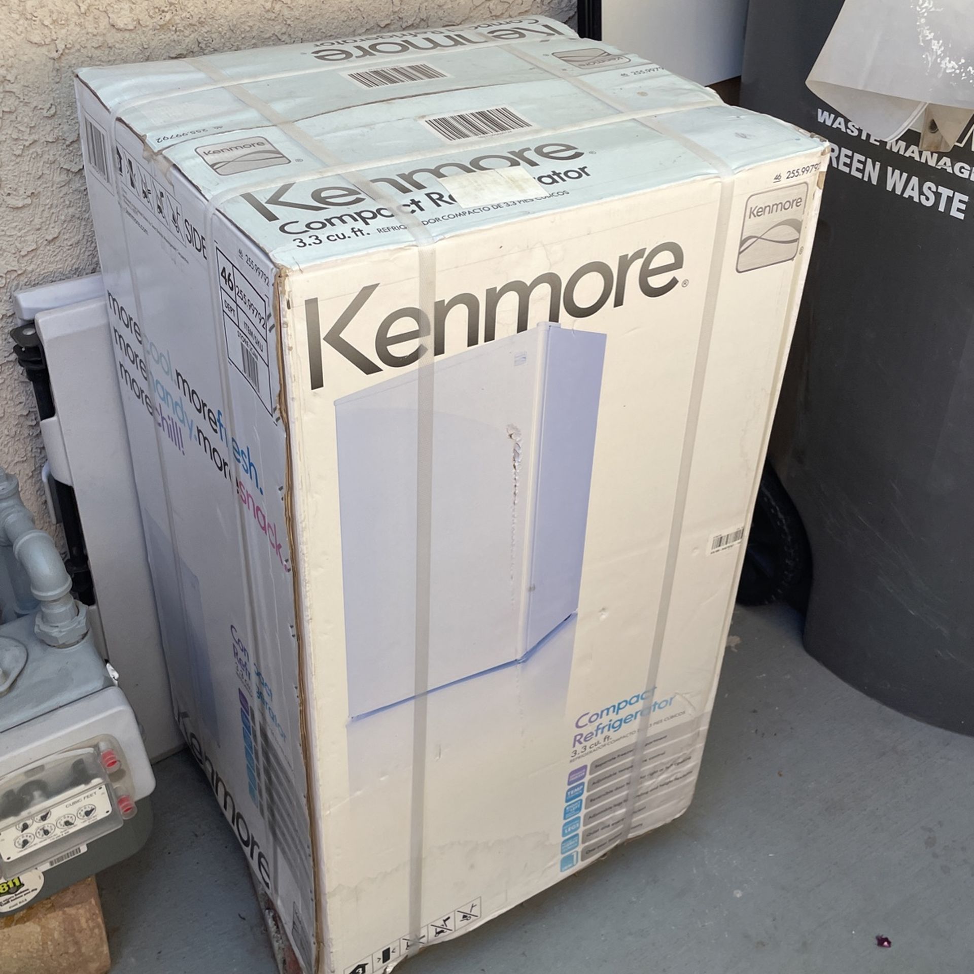 Kenmore Compact Refriderator