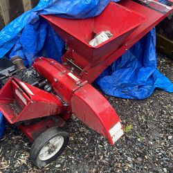 MTD 5hp chipper/shredder