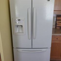 FREE  Refrigerator (French Door Fridge)