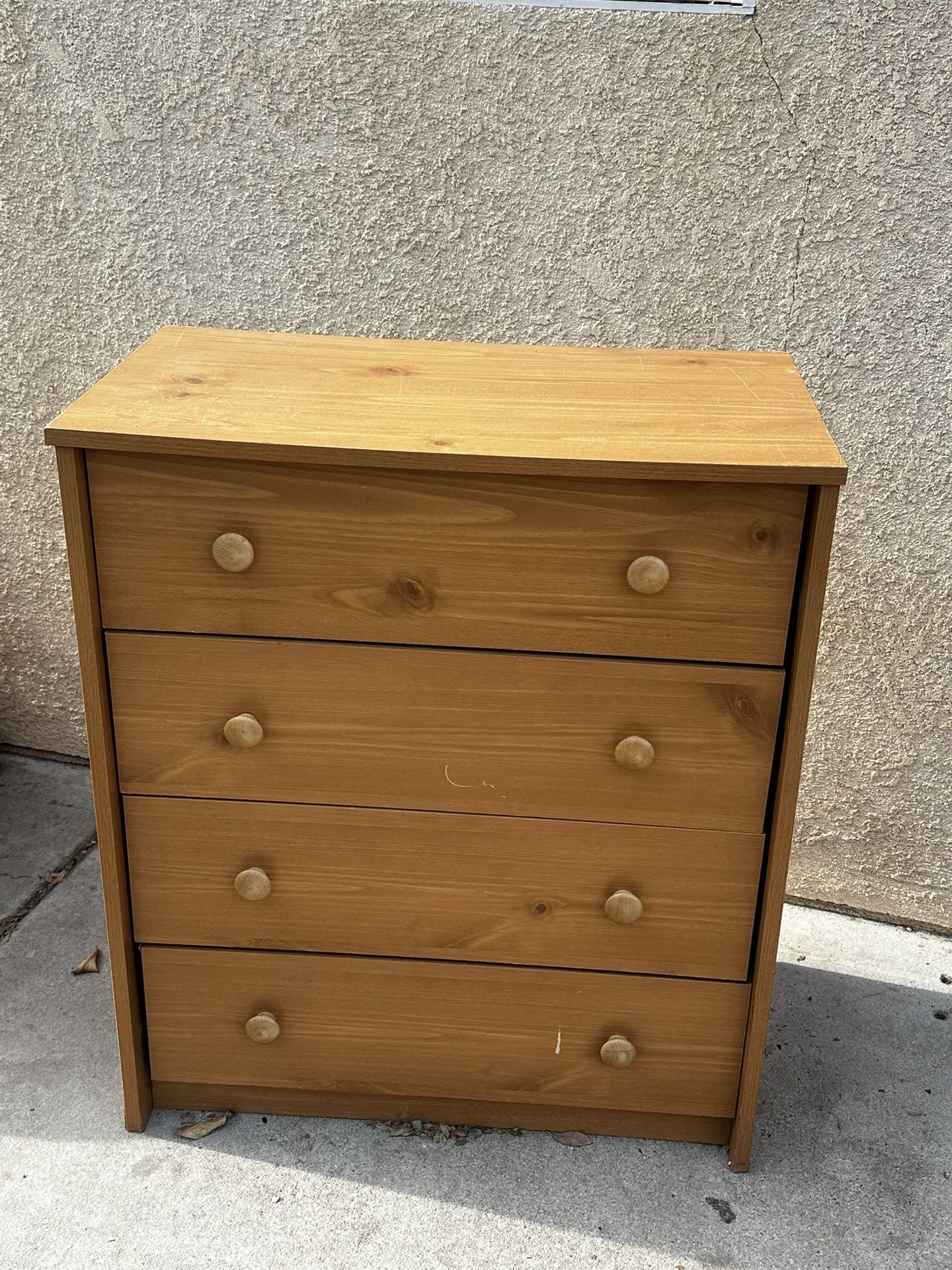 Dresser