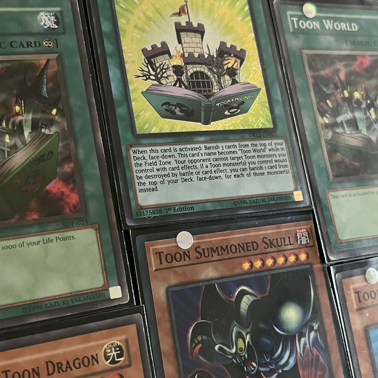 toon world yugioh card Amazon.com: Yu-Gi-Oh! - Toon World (DLG1-EN067) - Dark Legends - Unlimited  Edition