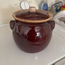 Vintage Hull Pottery Brown Drip Bean  Pot Crock With Lid Oven Proof