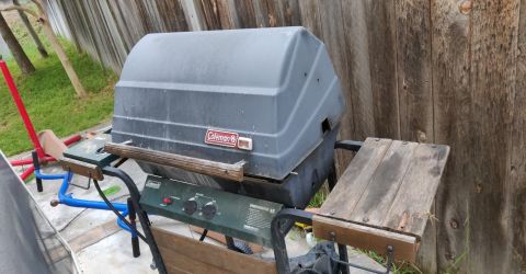 Coleman powerhouse 45 BBQ