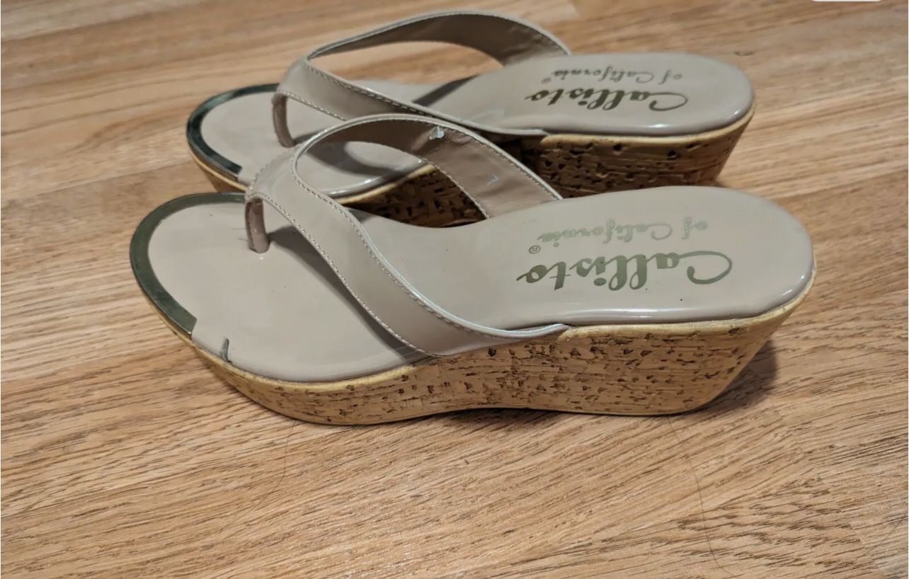 Callisto Of California Size 7 Cork Wedge Sandals tan