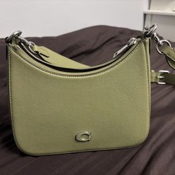 Coach Small Shoulder Bag  – Green – Pre-Owned