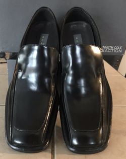 Kenneth Cole Reaction Men’s Dress Shoe 10 1/2