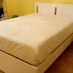 Ikea Full Songesand Bed Frame + Mattress + Topper 