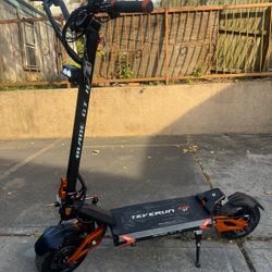 TEVERUN BLADE GT — ELECTRIC SCOOTER 
