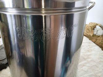BAYOU CLASSIC 64  quart Pot  Stir Spoon