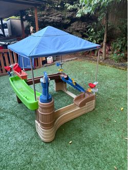 Step2 Pump and Splash Shady Oasis