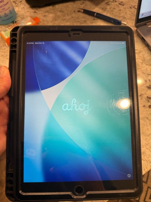 Ipad In Great Condition In Protective Case