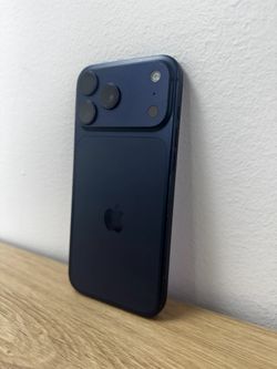 iPhone 17 Pro Max 6.9" (Unlocked) 256GB Fair Deep Blue