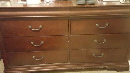 3 Piece Cherry Oak bd rm set